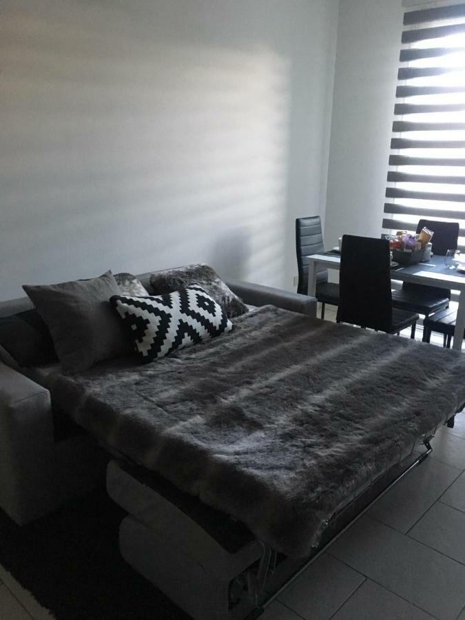 My Home Apartment Mira Exterior photo